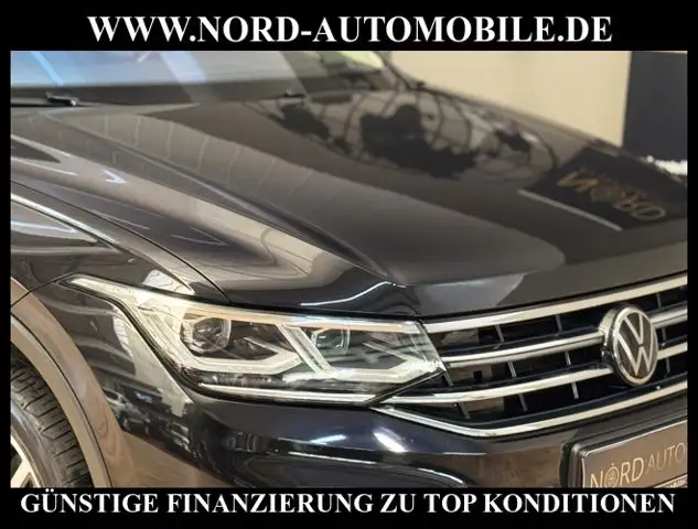 Volkswagen Tiguan Allspace view 13