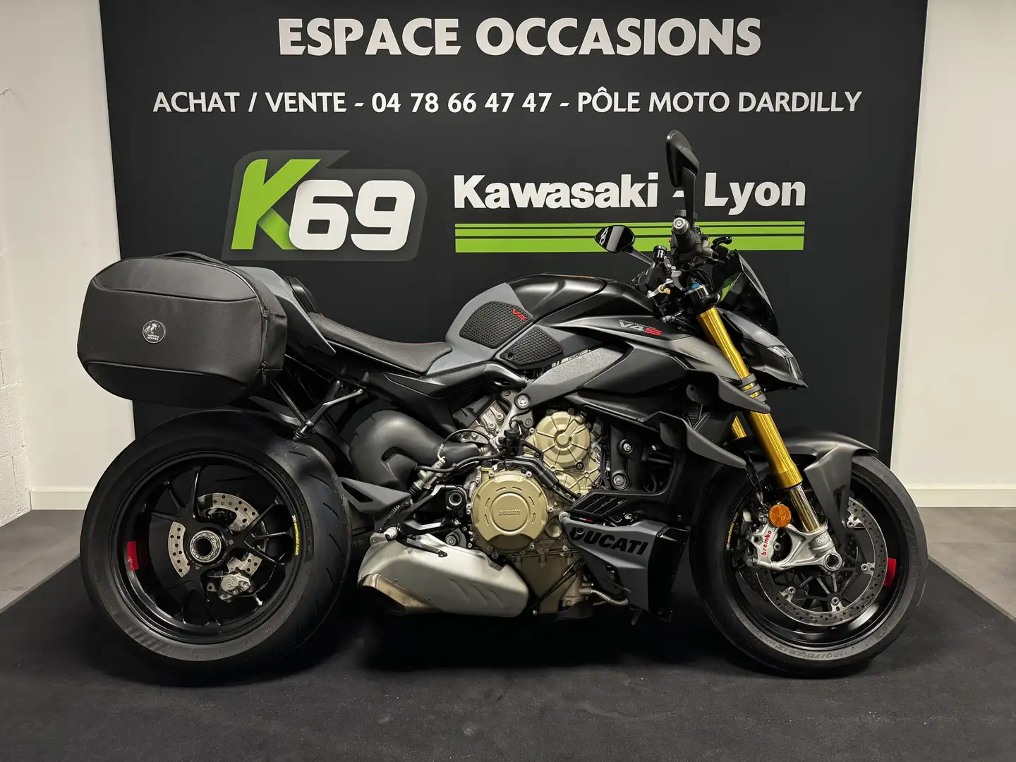 Ducati Streetfighter Negru - 2