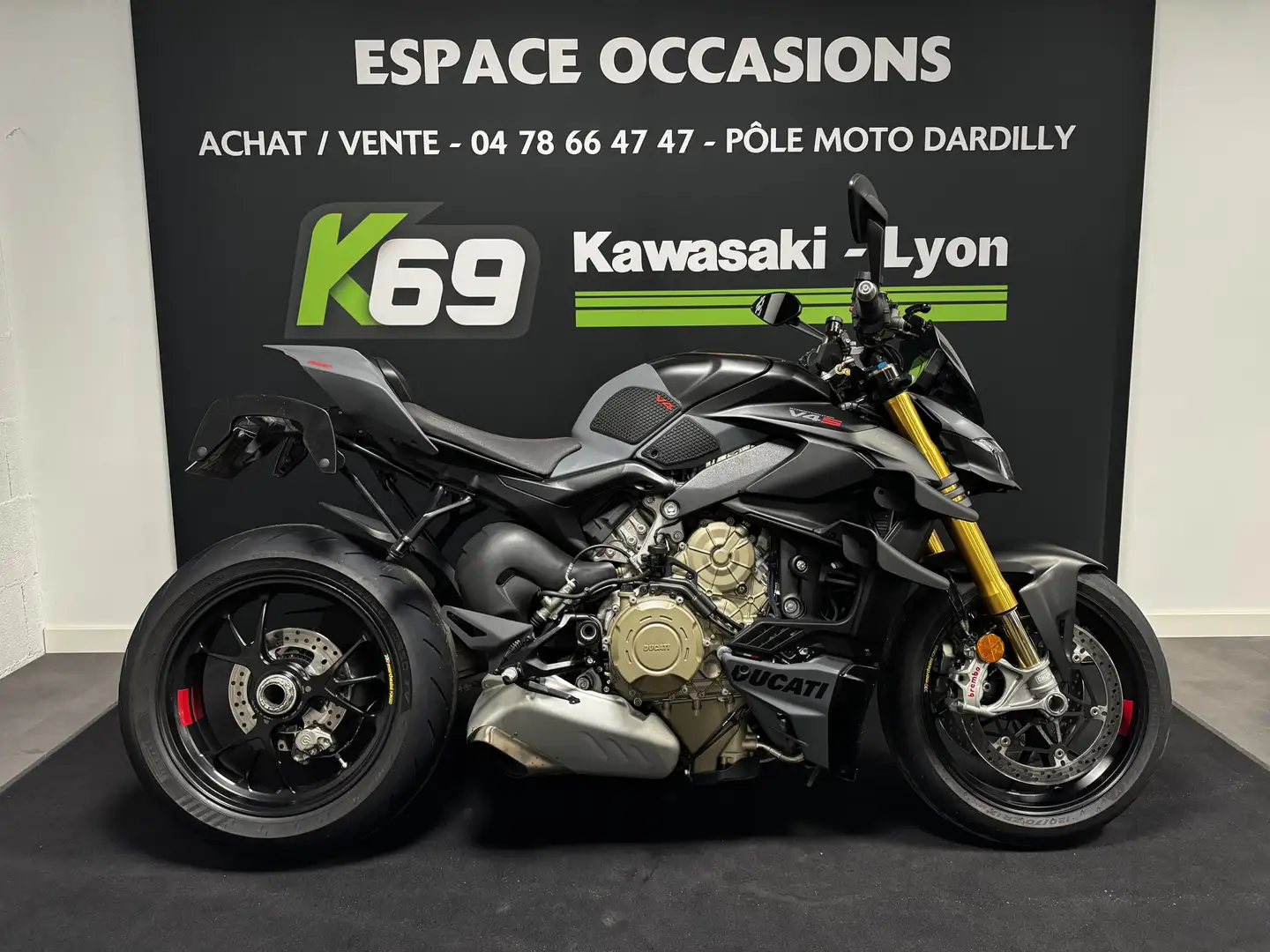 Ducati Streetfighter Negru - 1