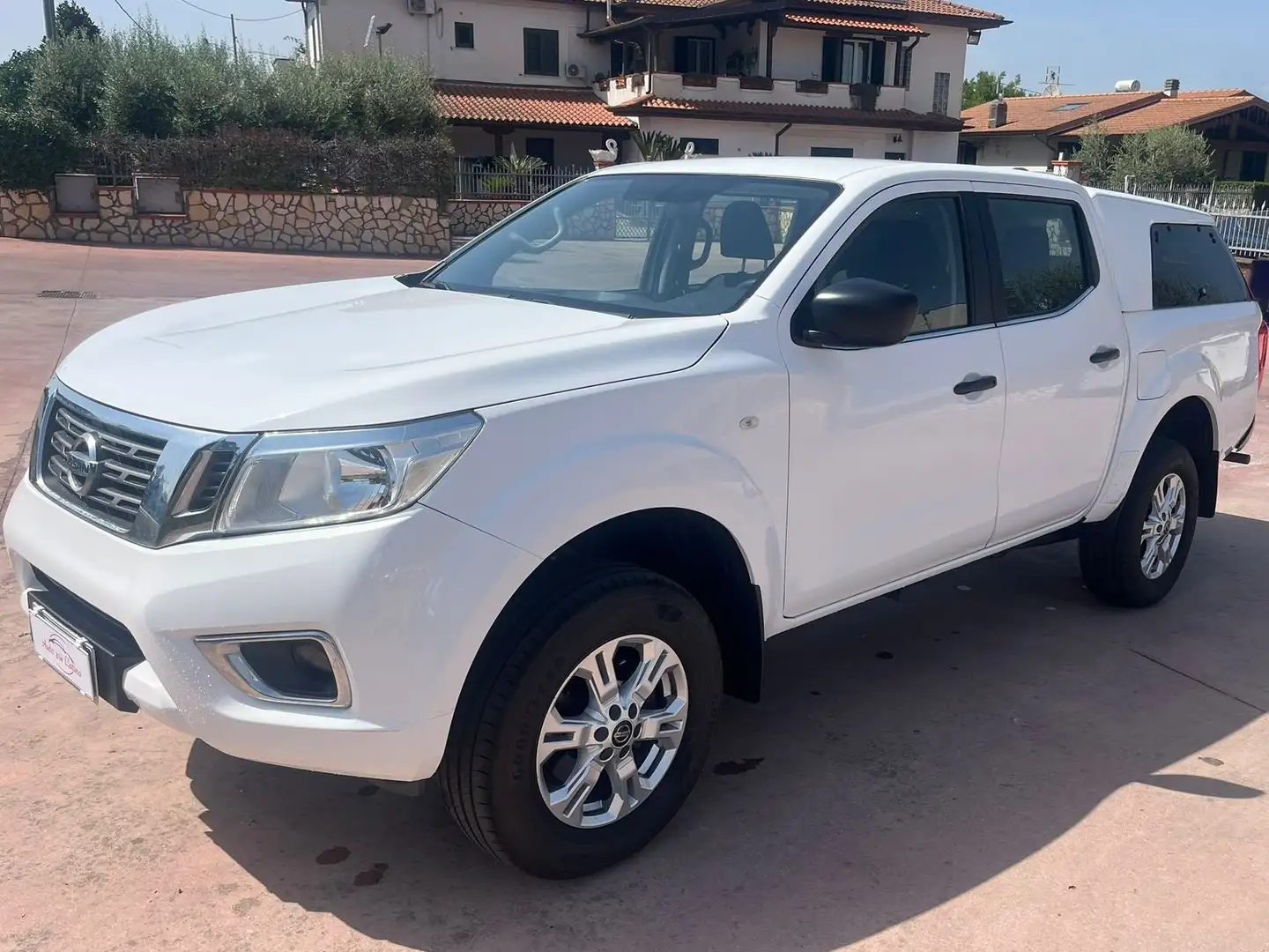 Nissan Navara Navara 2.3 dci d.cab Acenta 4wd 163cv my19 Blanc - 1