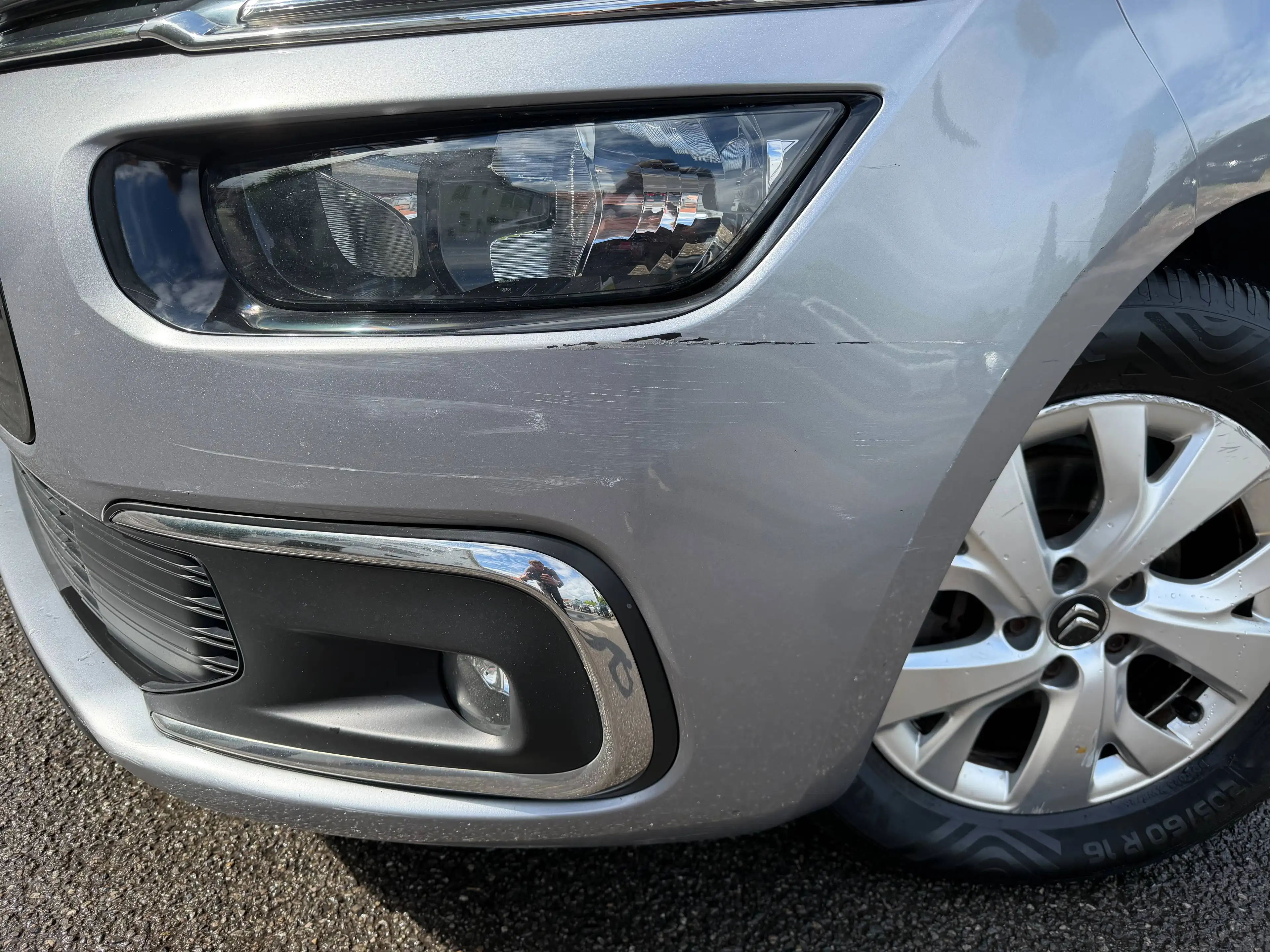 Citroen Grand C4 Picasso 1.6 BlueHDi+BOITE AUTO+7 PLACES+NAVI+CAMERA+EU 6B — photo 2
