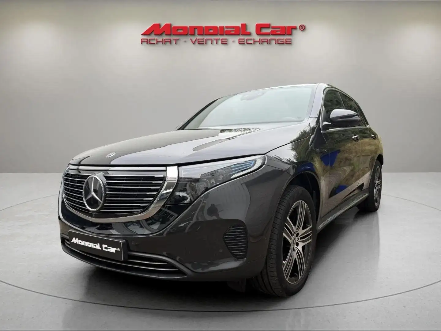 Mercedes-Benz EQC 400 EQC 80 kWh 400 4-Matic *Prêt à immatriculer* Noir - 1