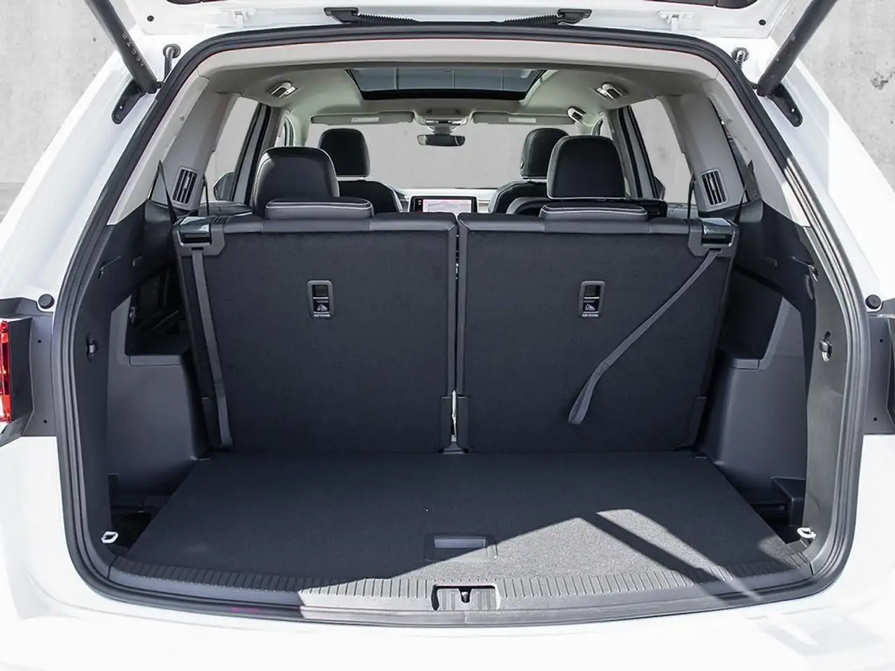 Volkswagen Atlas снимка Volkswagen Atlas