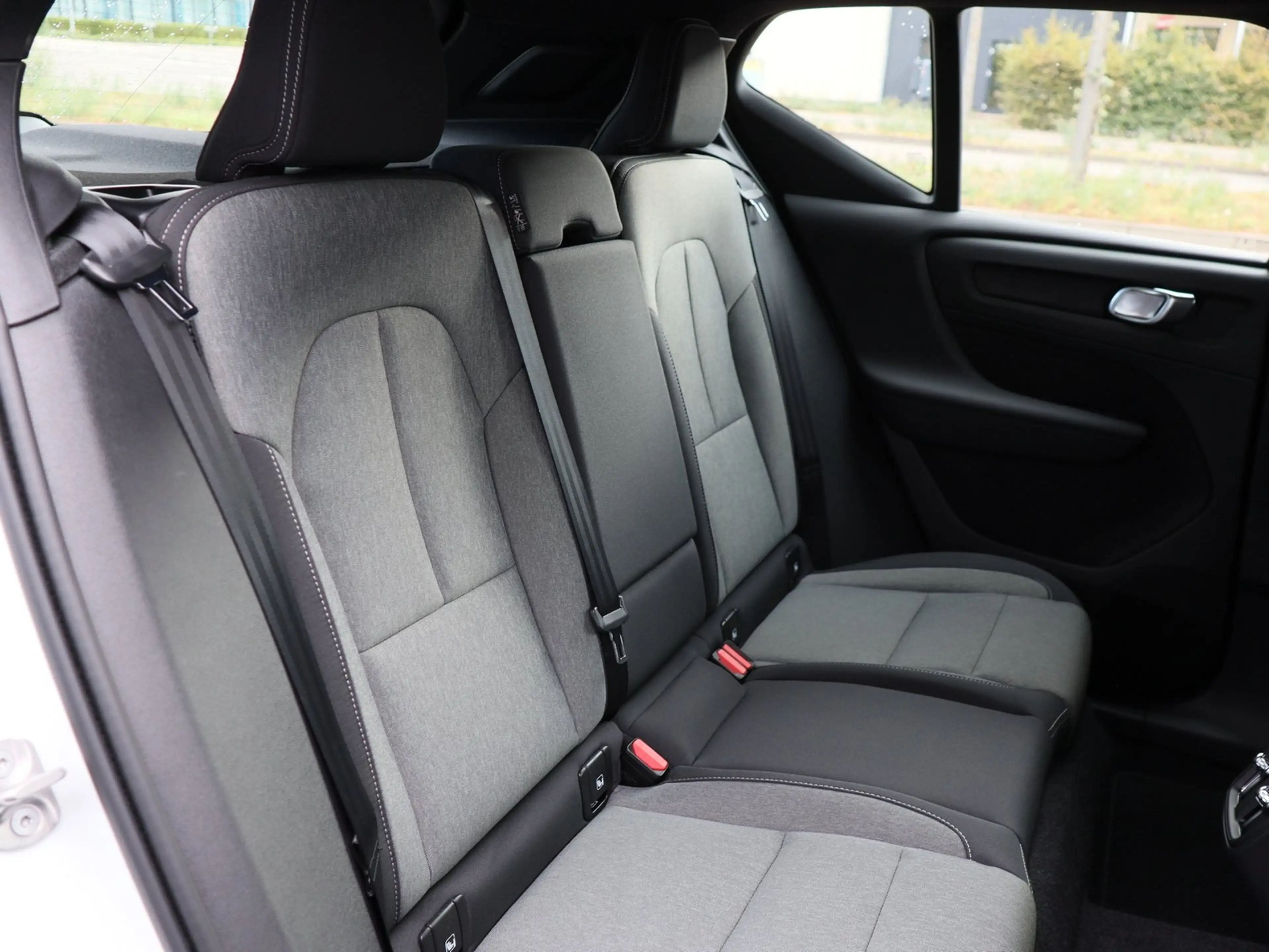Volvo XC40 B3 Core *AHK*Kamera — photo 4