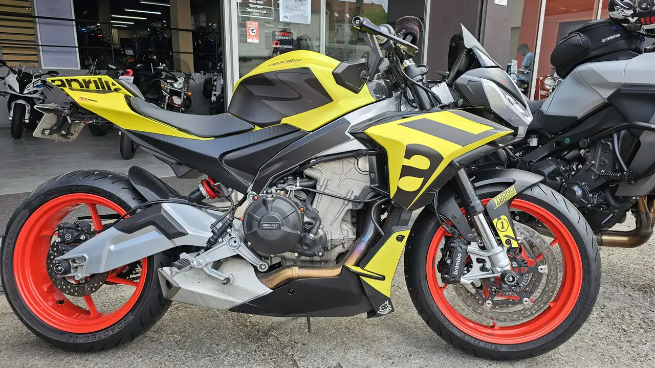 Aprilia Tuono