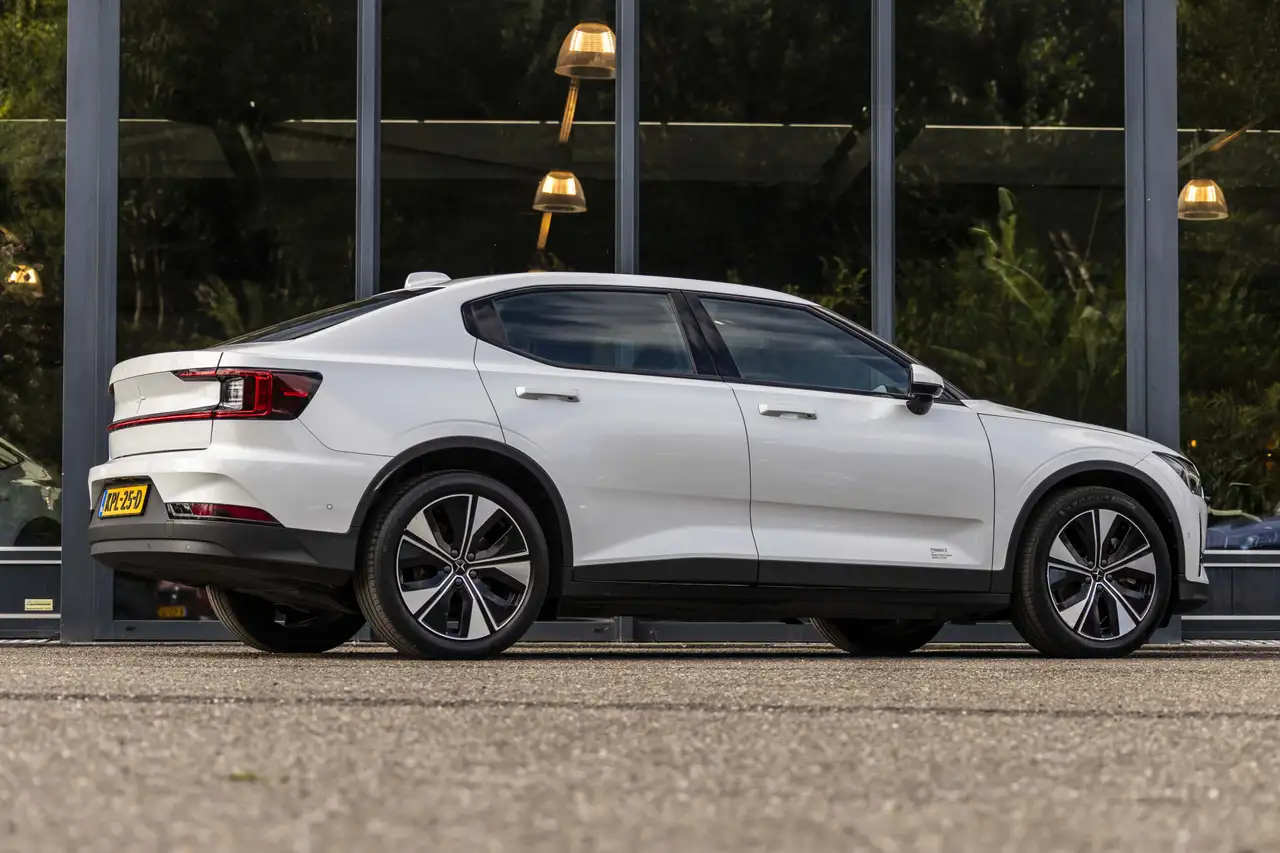 Polestar 2 2023