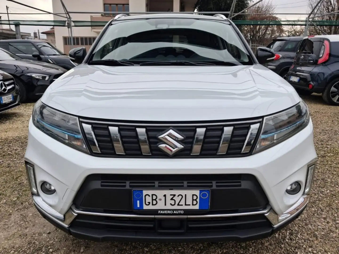 Suzuki Vitara 1.4 Hybrid 4WD AllGrip Top Blanc - 2