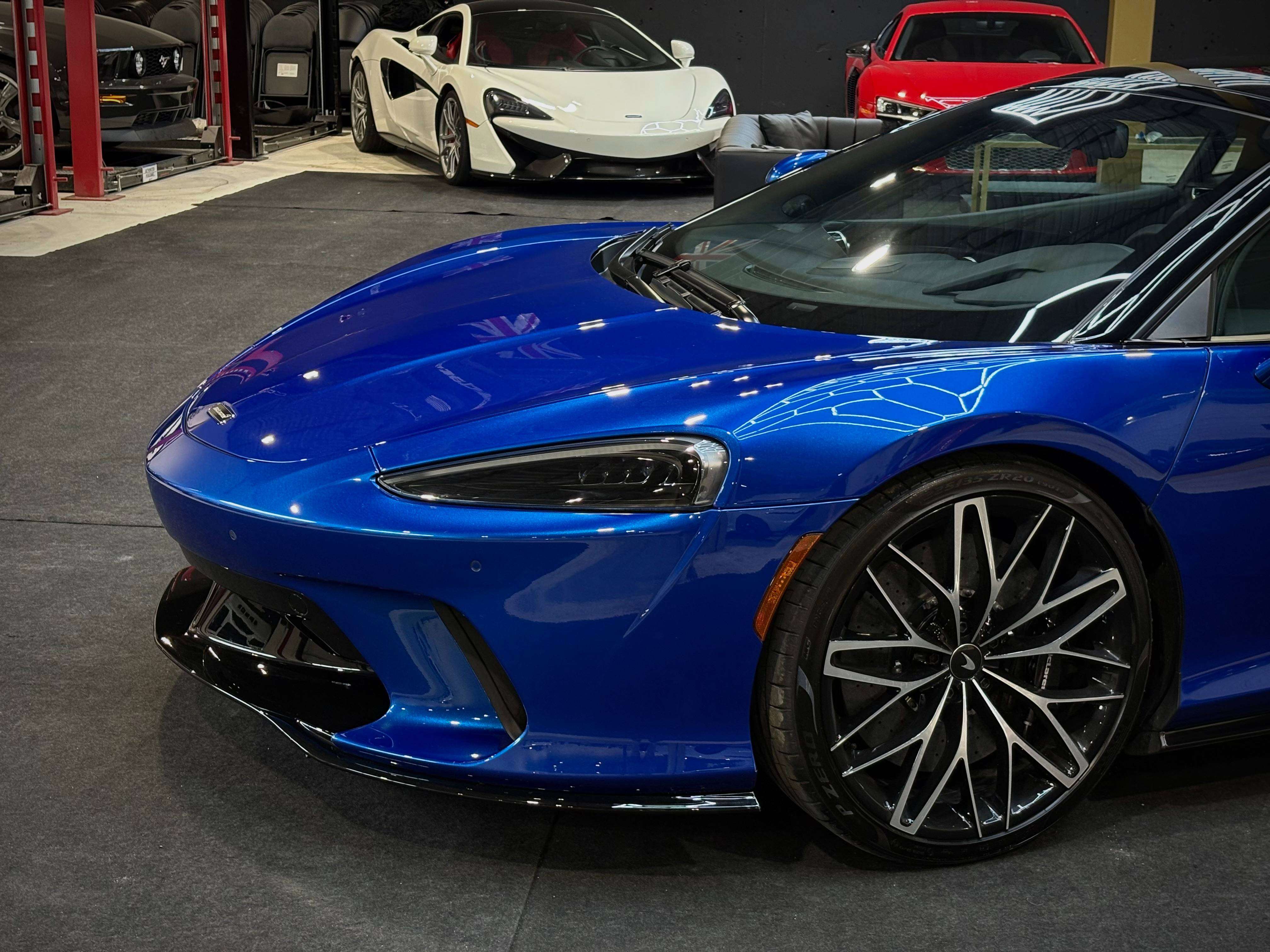 2023 McLaren GT MSO options — снимка 1