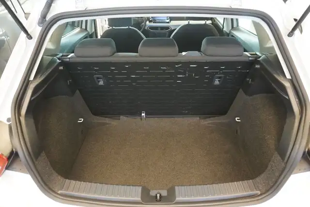 SEAT Ibiza view 10