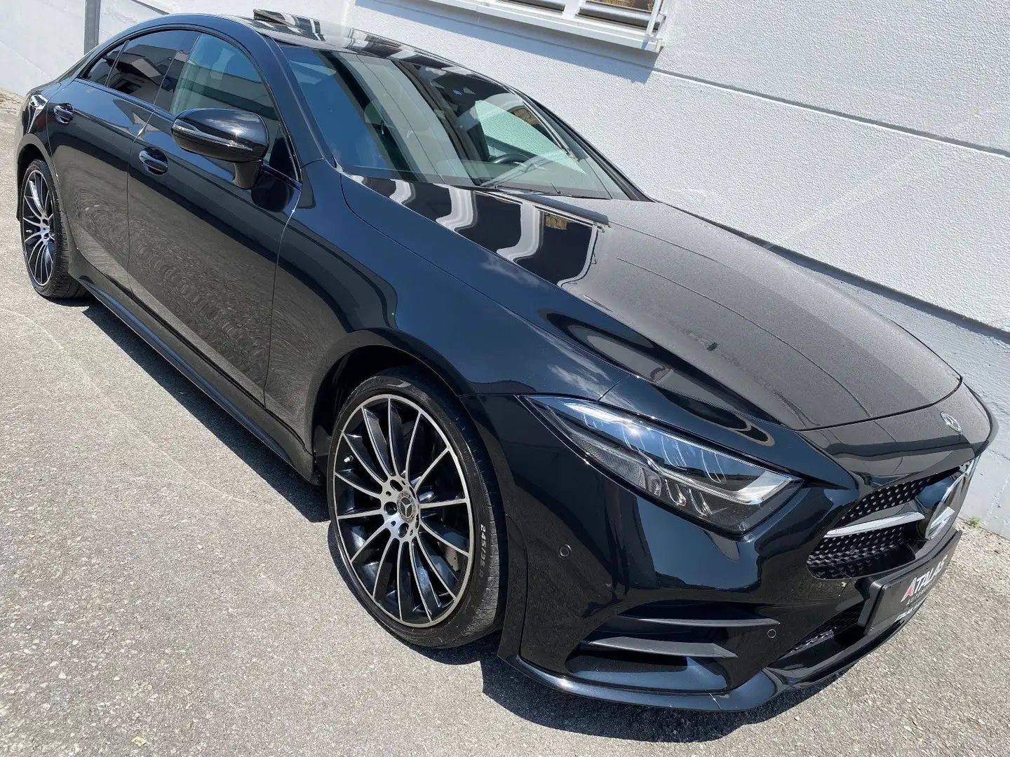 Mercedes-Benz CLS 450 4Matic AMG Line **Night Paket** Negru - 1