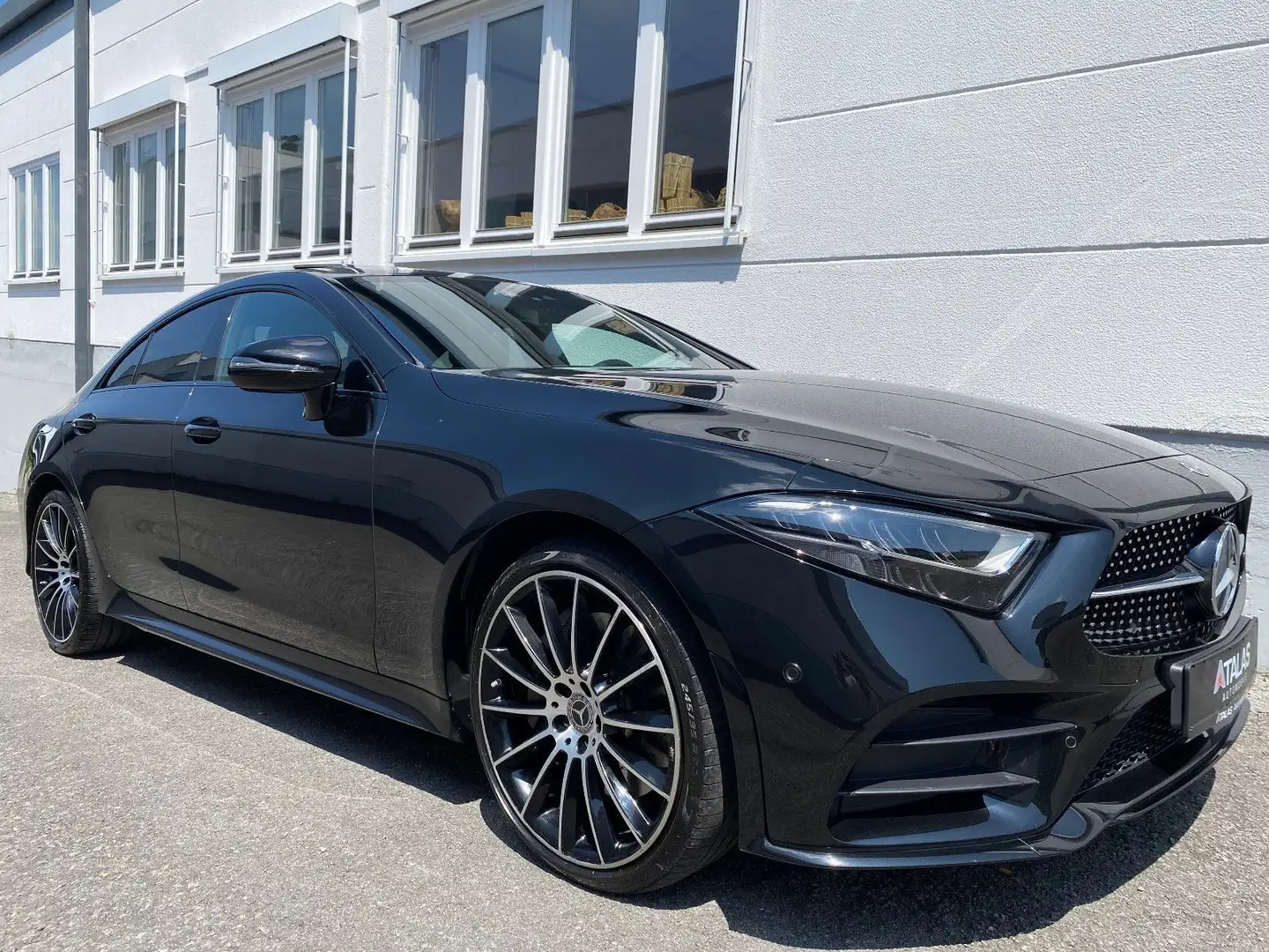 Mercedes-Benz CLS 450 4Matic AMG Line **Night Paket** Negru - 2