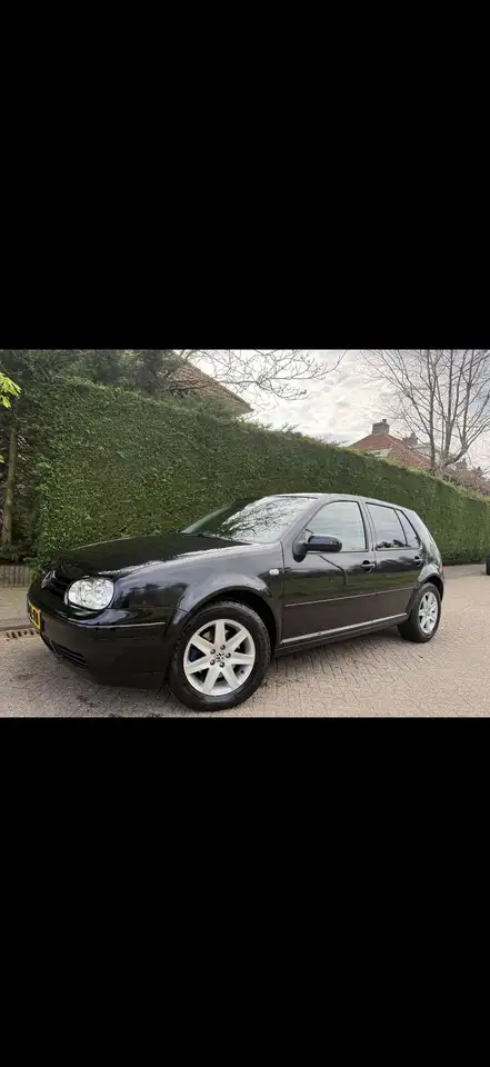 Volkswagen Golf 4 2.0, foto 1