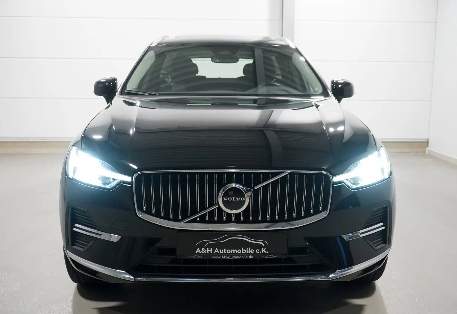 Volvo XC60 Inscription AWD *AHK*ACC*LEDER*PANO*KAMERA* Noir - 2