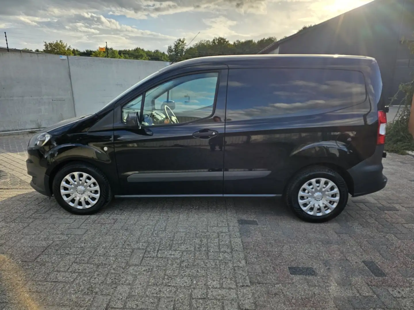 Ford Transit Courier 1.0 Economy Airco,Apk,Benzine,Nap Zwart - 2