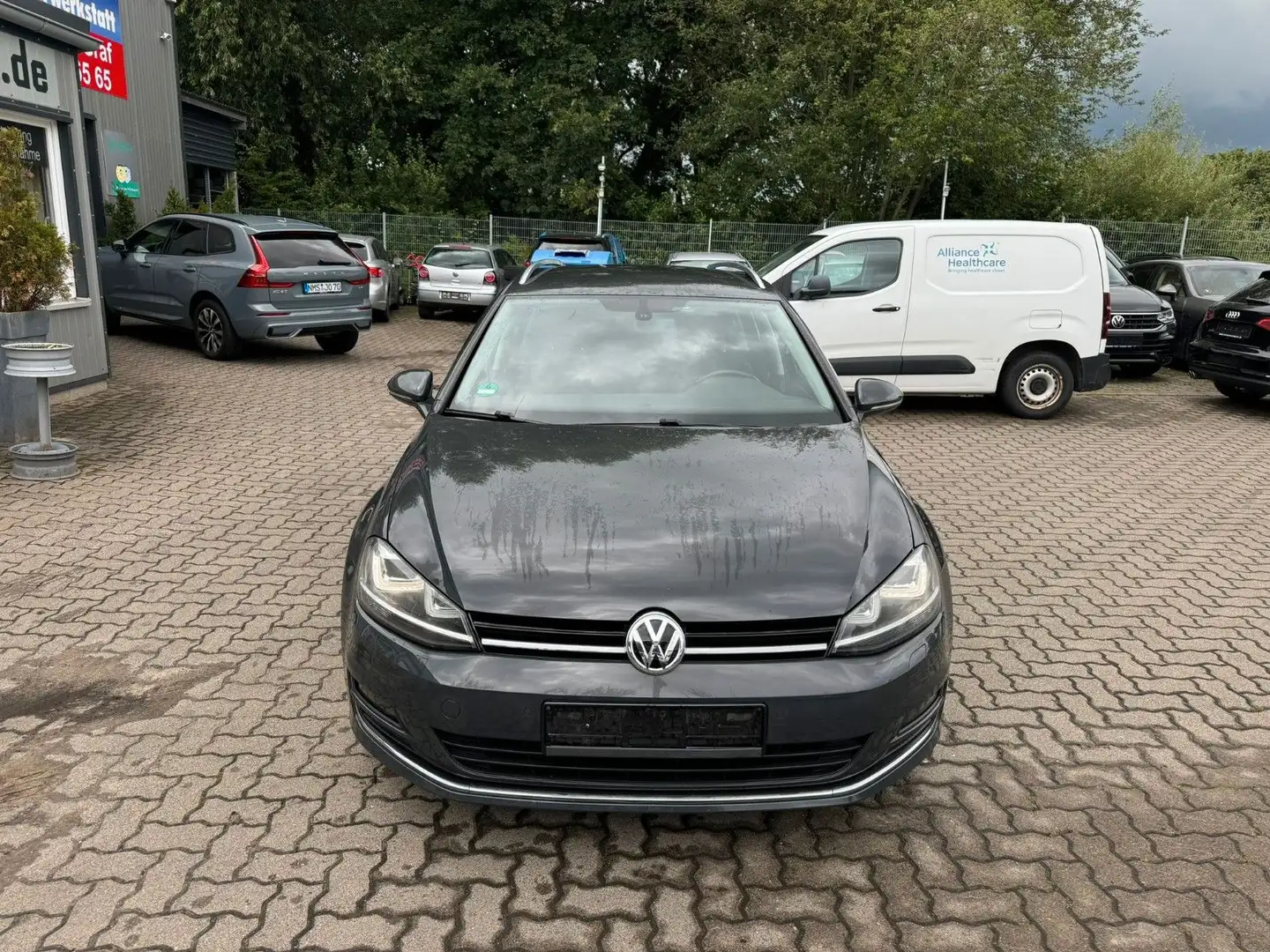 Volkswagen Golf VII Variant Highline AUT°AHK°STZH°NAVI°PDC! Gris - 2