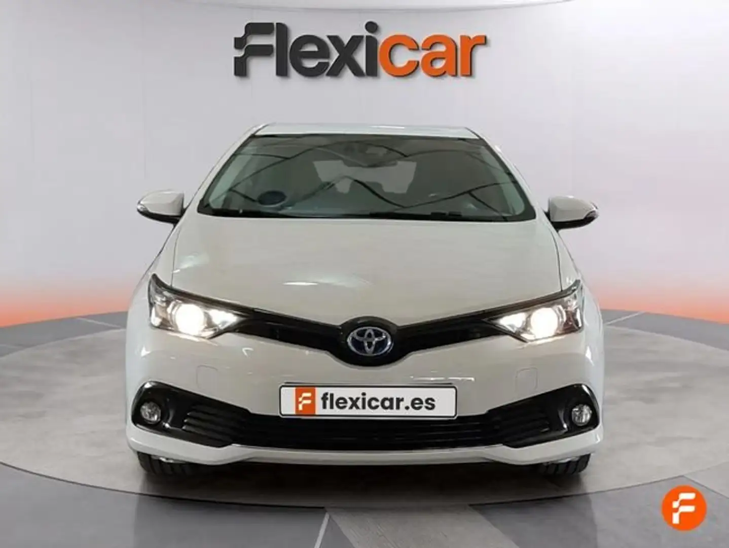 Toyota Auris hybrid 140H Feel! Edition Blanc - 2