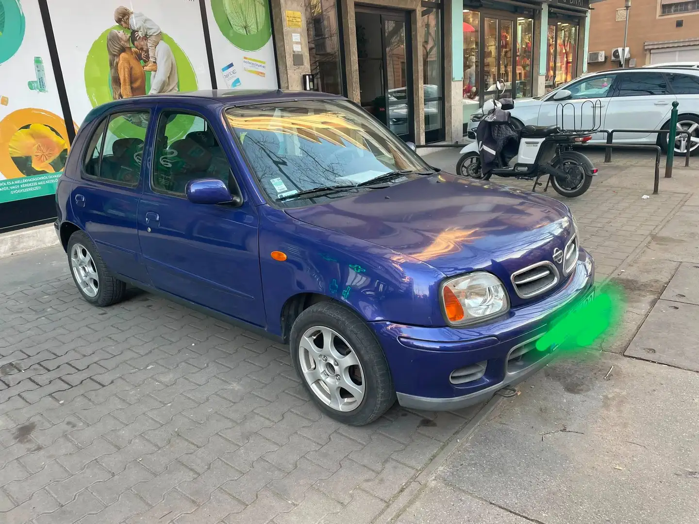 Nissan Micra Micra 1,0 Sun Blau - 1