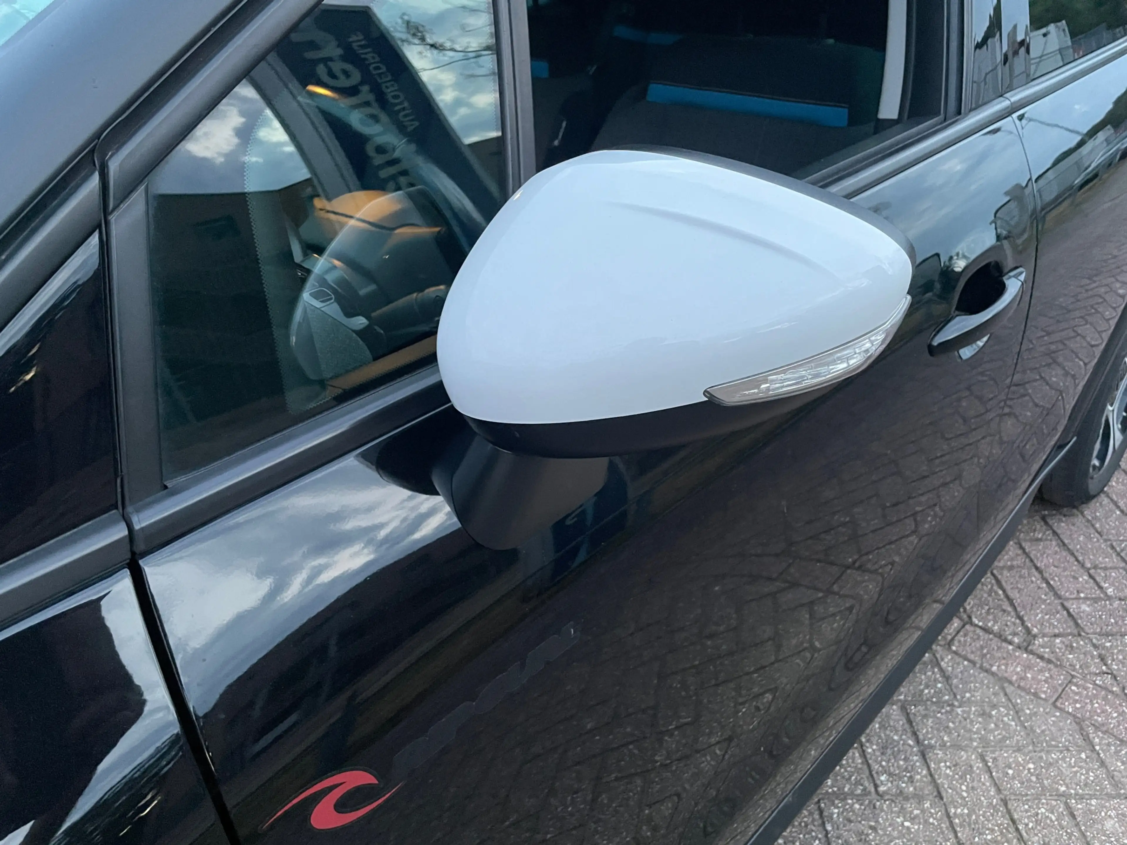 Citroen C3 Aircross 1.2 PureTech S&S Shine — photo 11