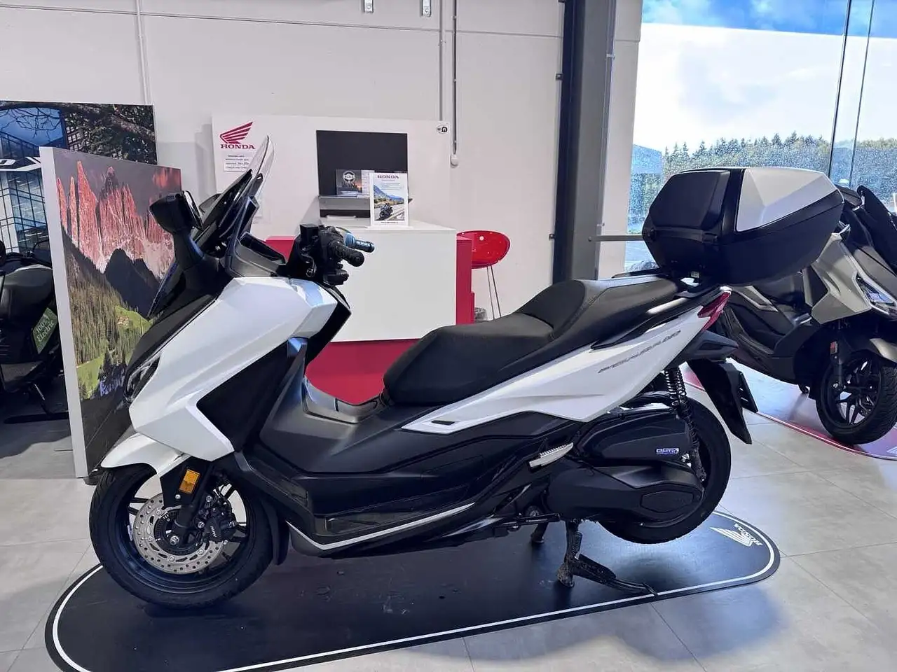 Honda Forza 350