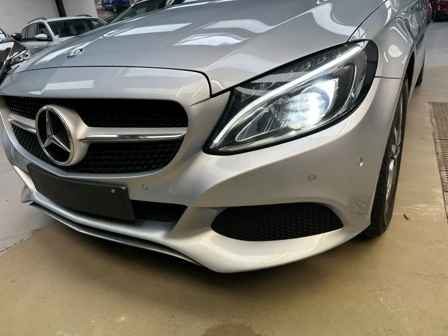 Mercedes-Benz C 220 Coupe d Zilver - 2