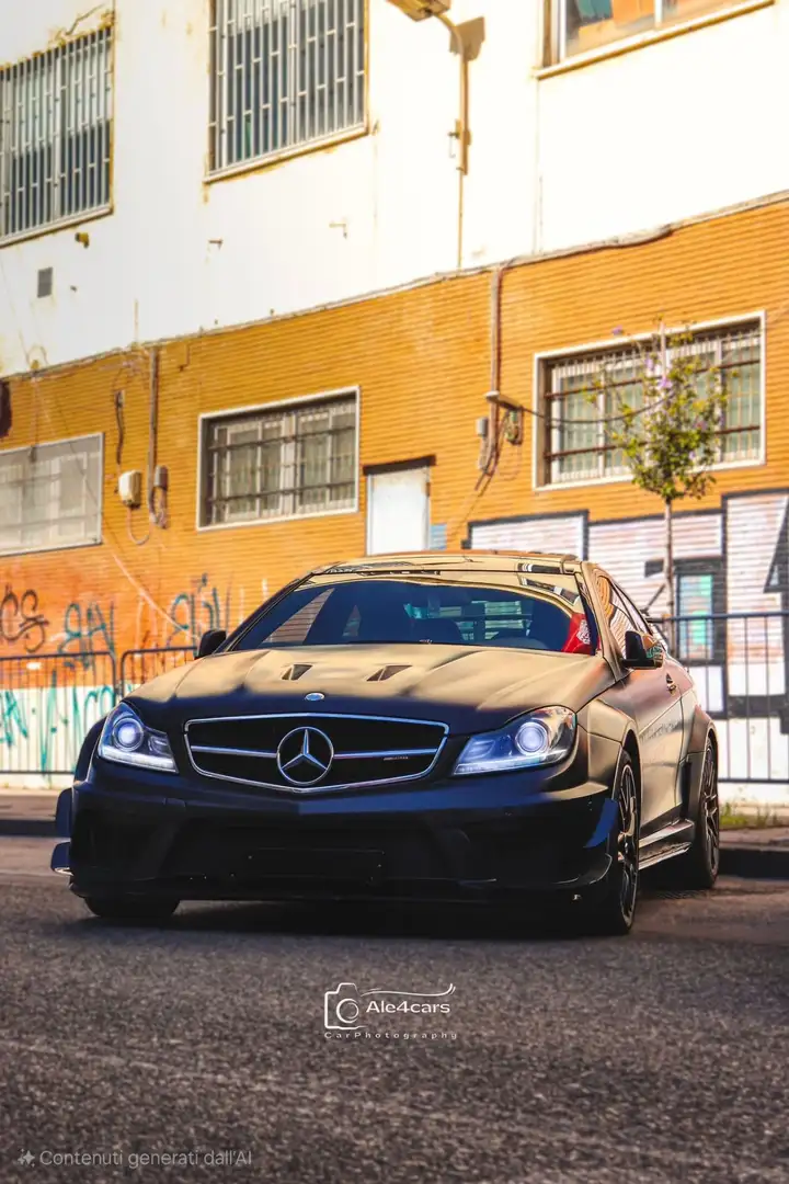 Mercedes-Benz C 63 AMG Coupe Black Series auto - 1