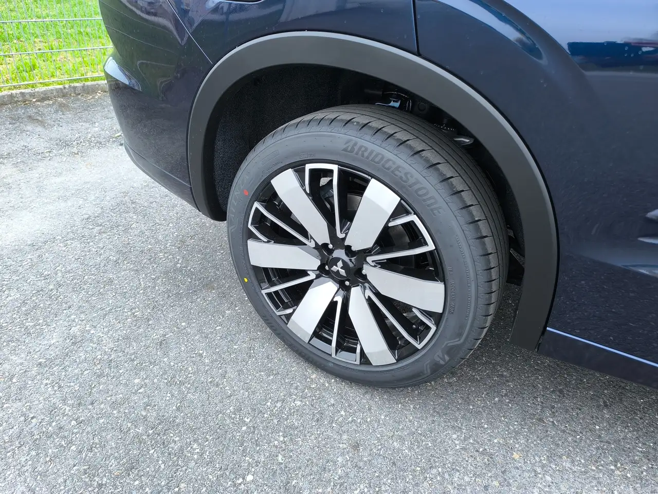 Mitsubishi Outlander 2026