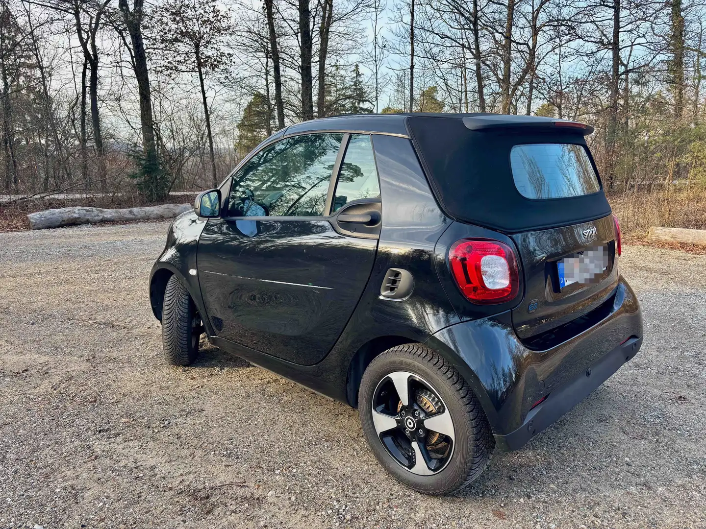 smart forTwo smart fortwo cabrio electric drive cabrio EQ passi Schwarz - 2