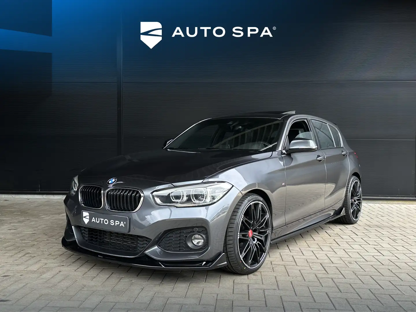 BMW 118 1 Serie 118i LCI 5-deurs M-SPORT PANODAK Leer Crui Gris - 1