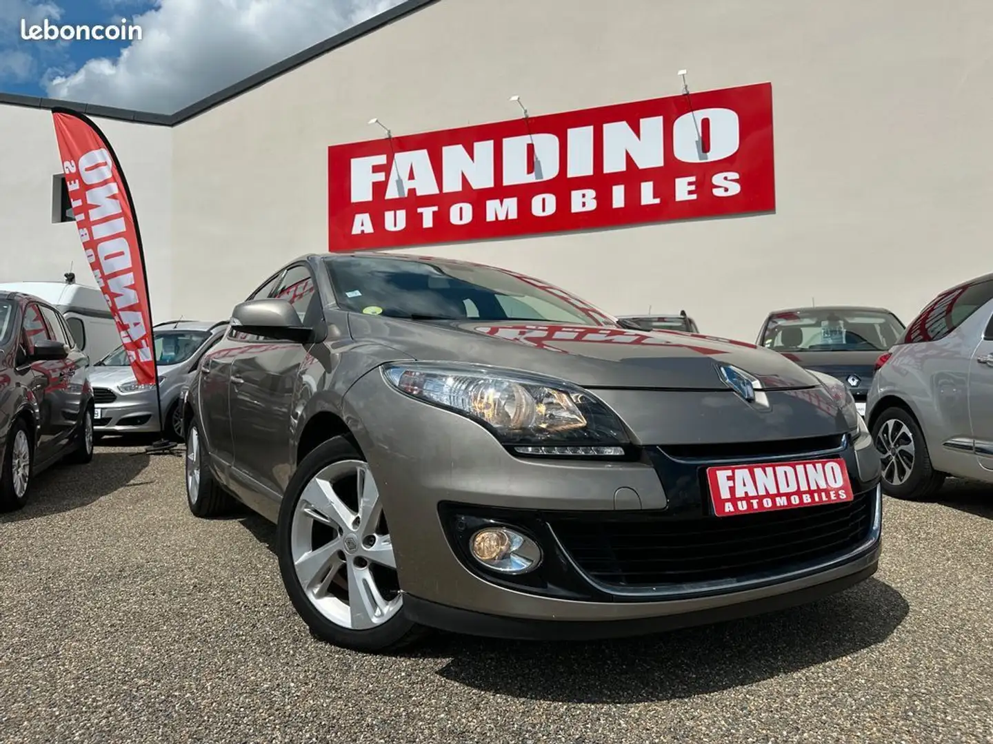 Renault Megane 1.5 Dci 110Ch Dynamique Edc 5P Beige - 1