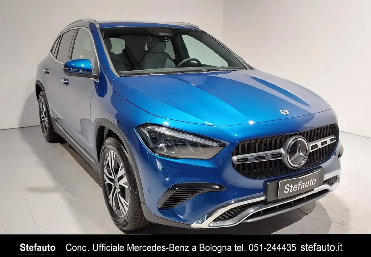 Mercedes-Benz GLA 200 d Automatic Progressive Advanced Plus Bleu - 1