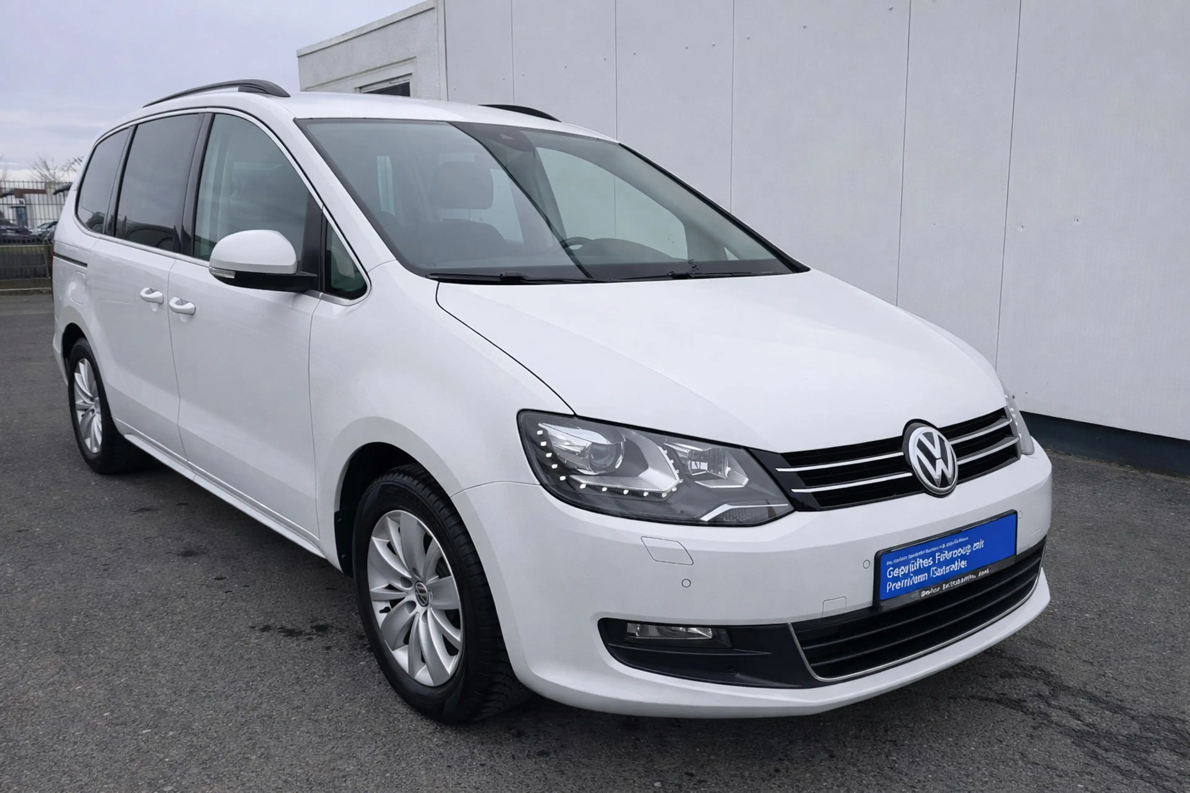 Volkswagen Sharan Comfortline BMT Start-Stopp — photo 2