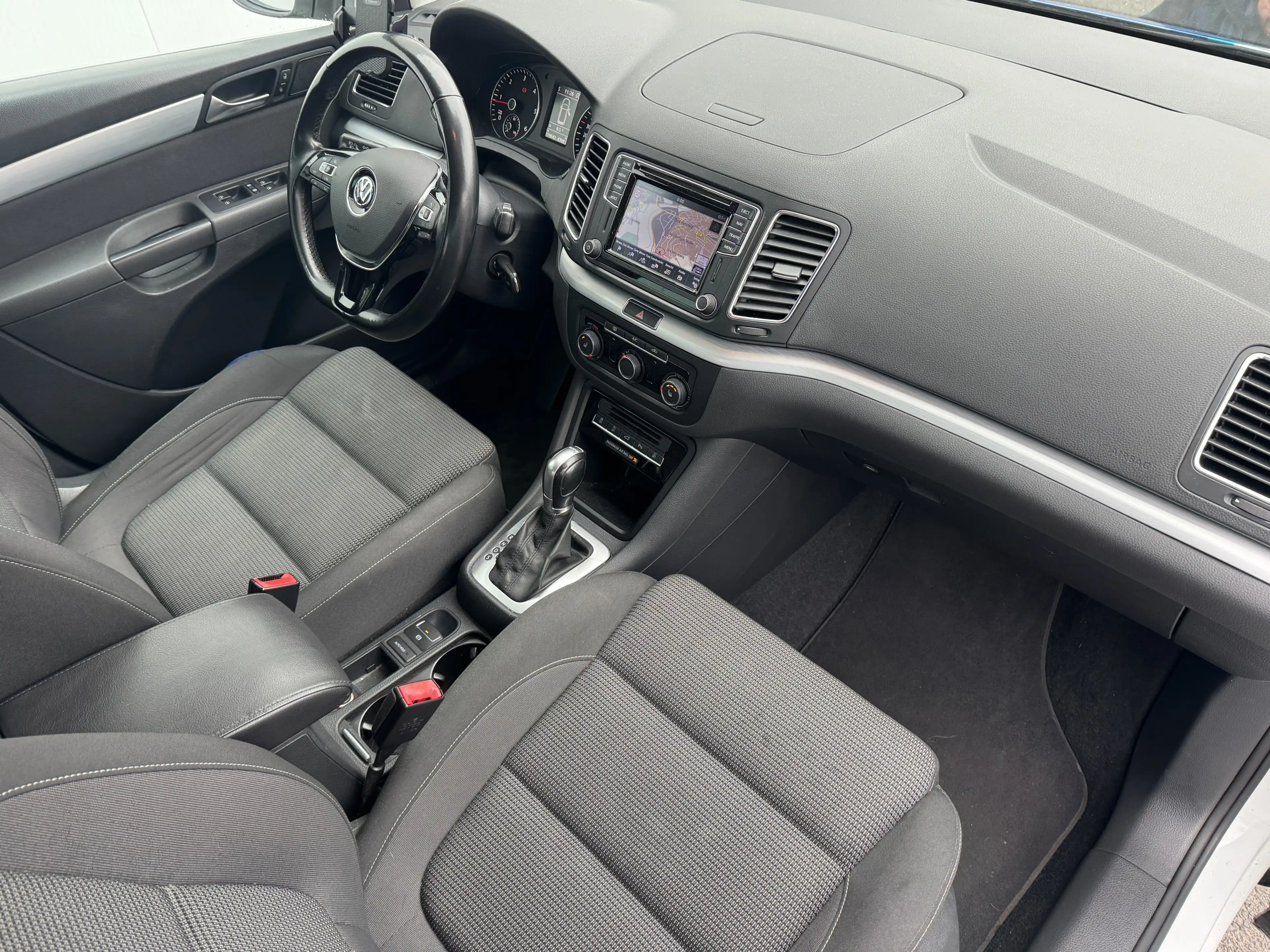 Volkswagen Sharan Comfortline BMT Start-Stopp — photo 9