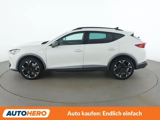 Cupra Formentor view 3