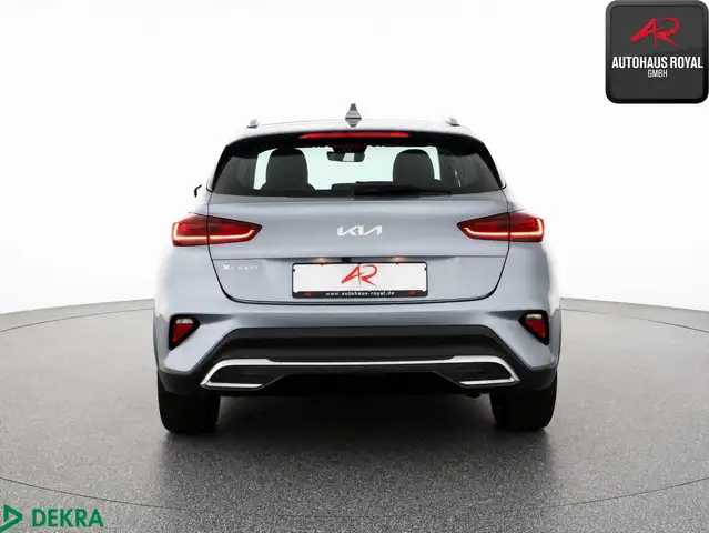 Kia Xceed view 3