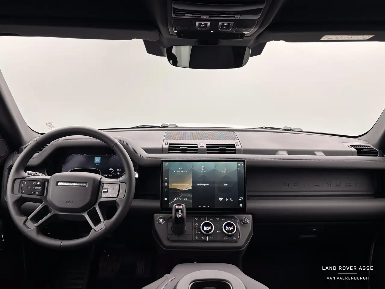 Land Rover Defender 110 P300e X-Dynamic SE / LICHTE VRACHT — foto 4