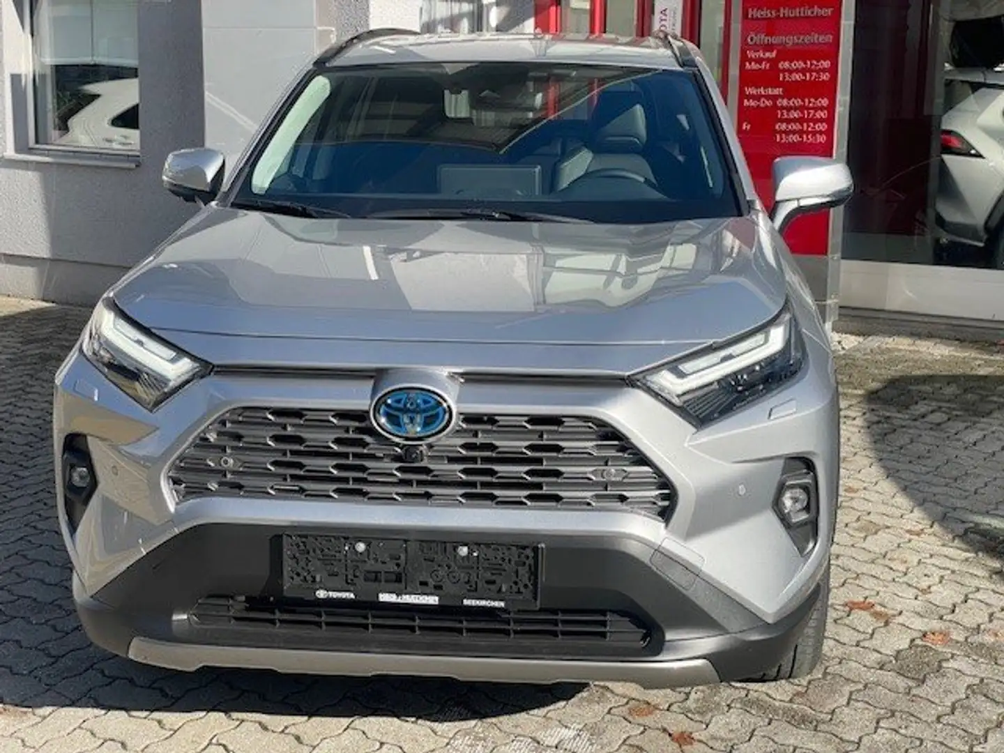 Toyota RAV 4 RAV4 2,5 Hybrid VIP AWD VIP 4X4 Silber - 1
