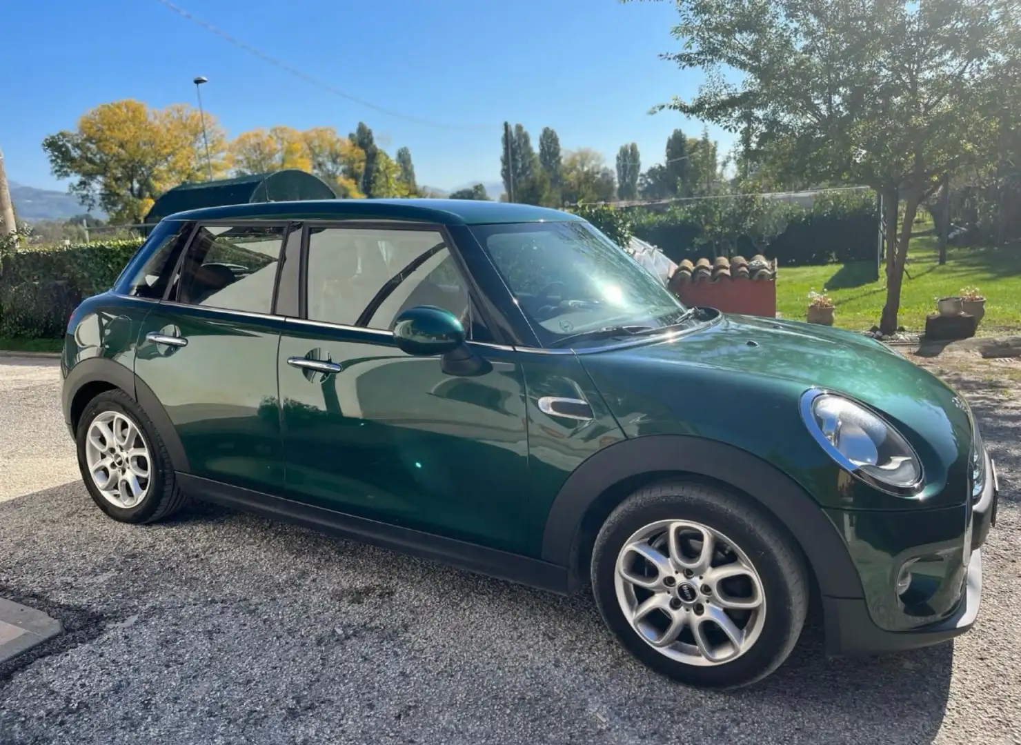 MINI Cooper D 1.5 Business 5p - 2
