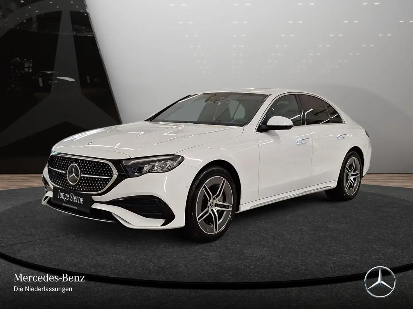 Mercedes-Benz E 300 de 4M AMG Fahrass Distr+ HUD LED Kamera PTS Bianco - 2