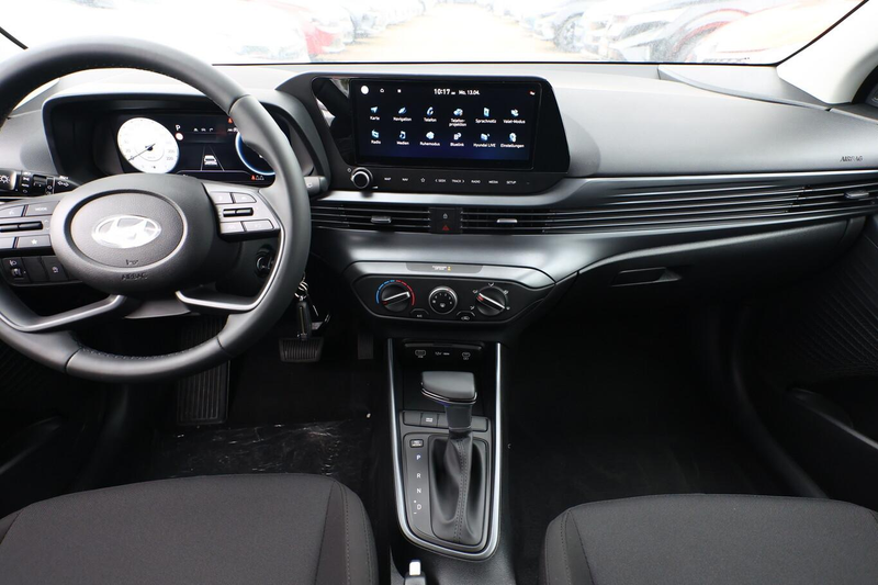 Hyundai i20 Select DCT Nav DigCo 16 CarPlay Kam PDC Temp 66... — photo 8