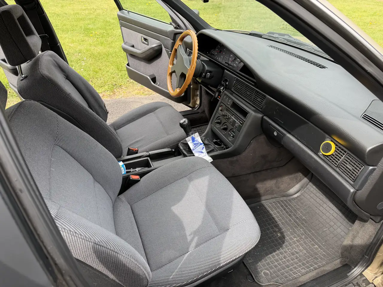 Audi 100 Business, foto 11