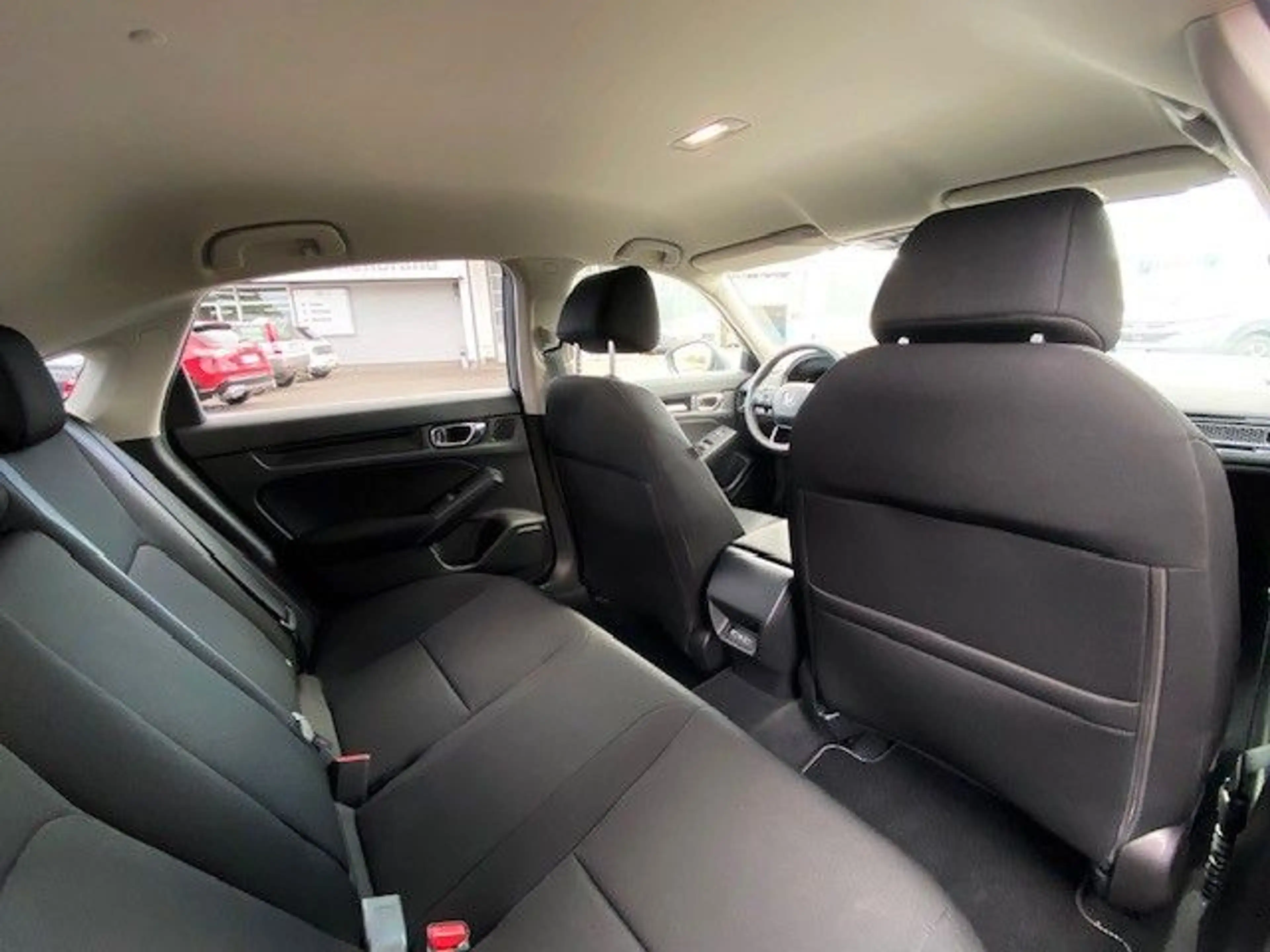 Honda Civic Lim. 5-trg. e:HEV Elegance — photo 15