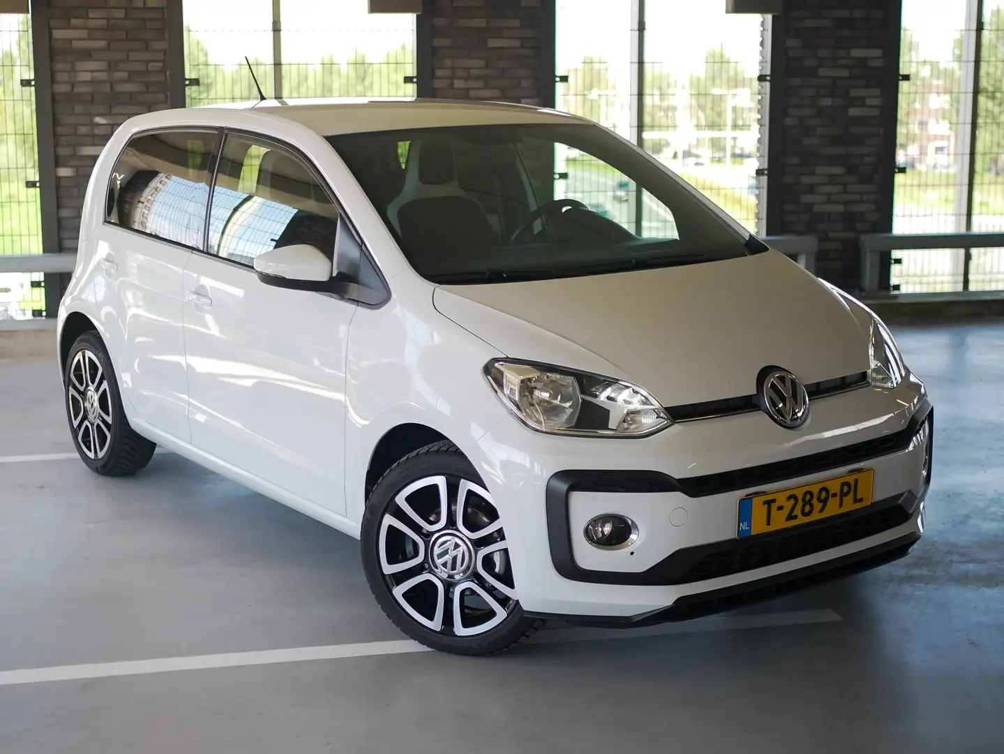 Volkswagen up! up! 1.0 TSI high Wit - 2