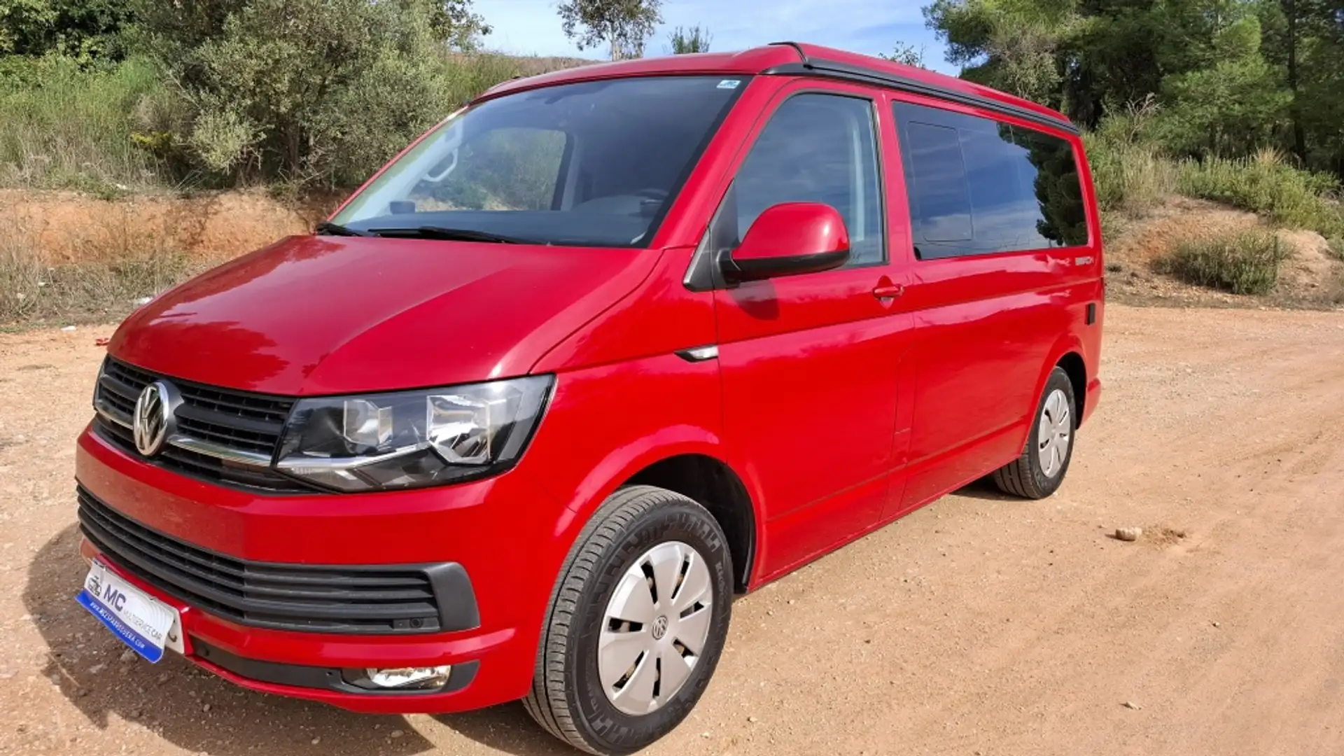 Volkswagen T5 California 2.0TDI BMT Beach 75kw Rojo - 1
