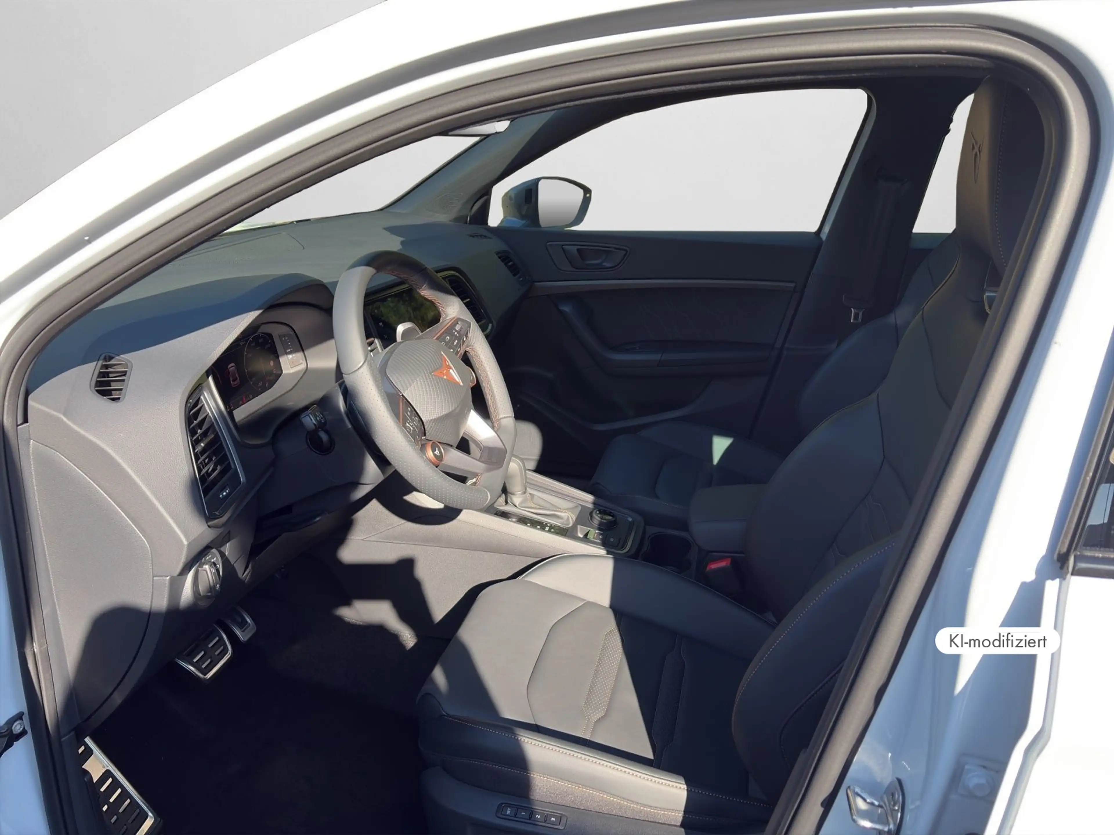 CUPRA Ateca VZ 2.0TSI DSG 4x4 19" Navi LED Beats — photo 12