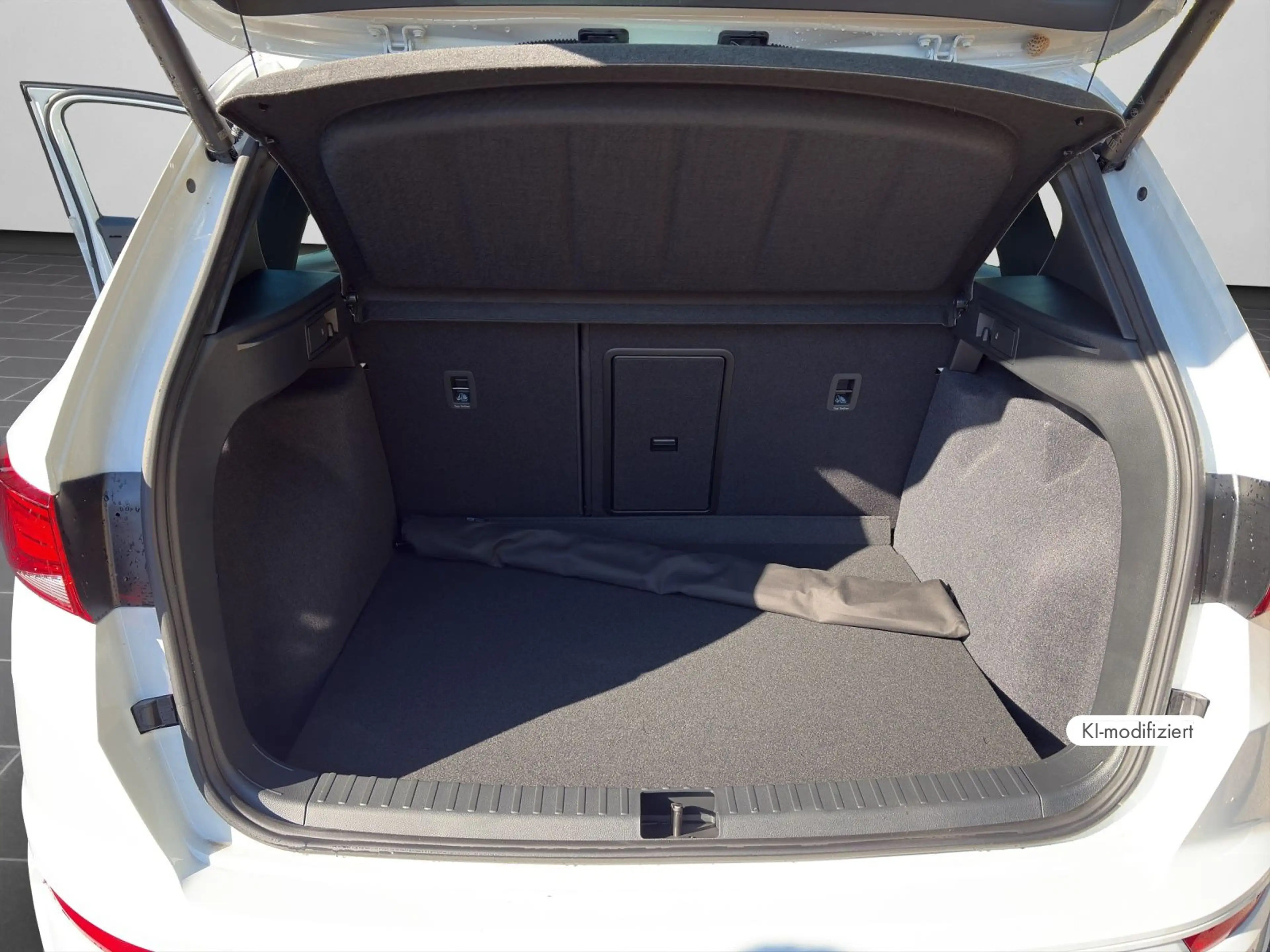 CUPRA Ateca VZ 2.0TSI DSG 4x4 19" Navi LED Beats — photo 15