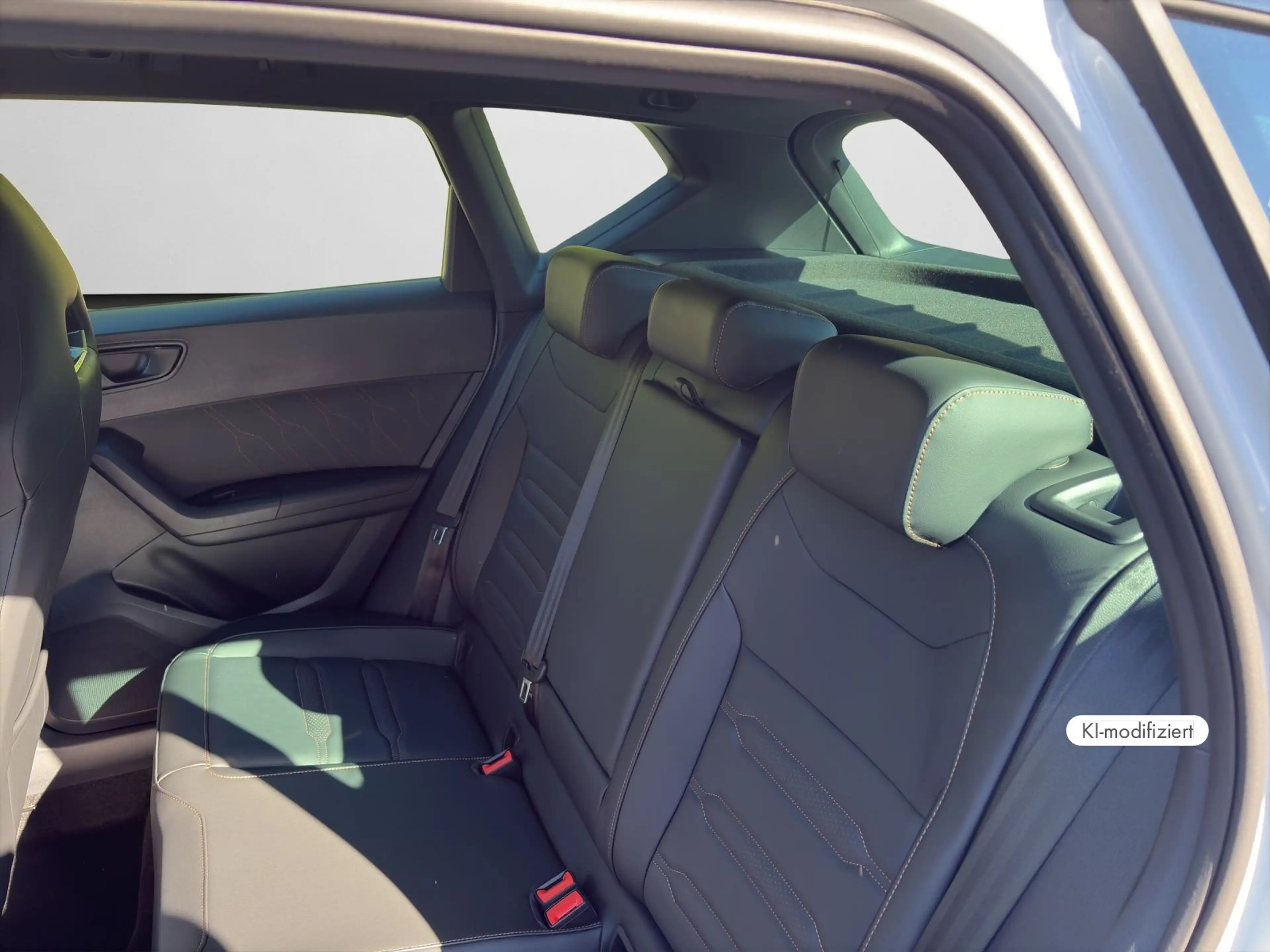 CUPRA Ateca VZ 2.0TSI DSG 4x4 19" Navi LED Beats — photo 14
