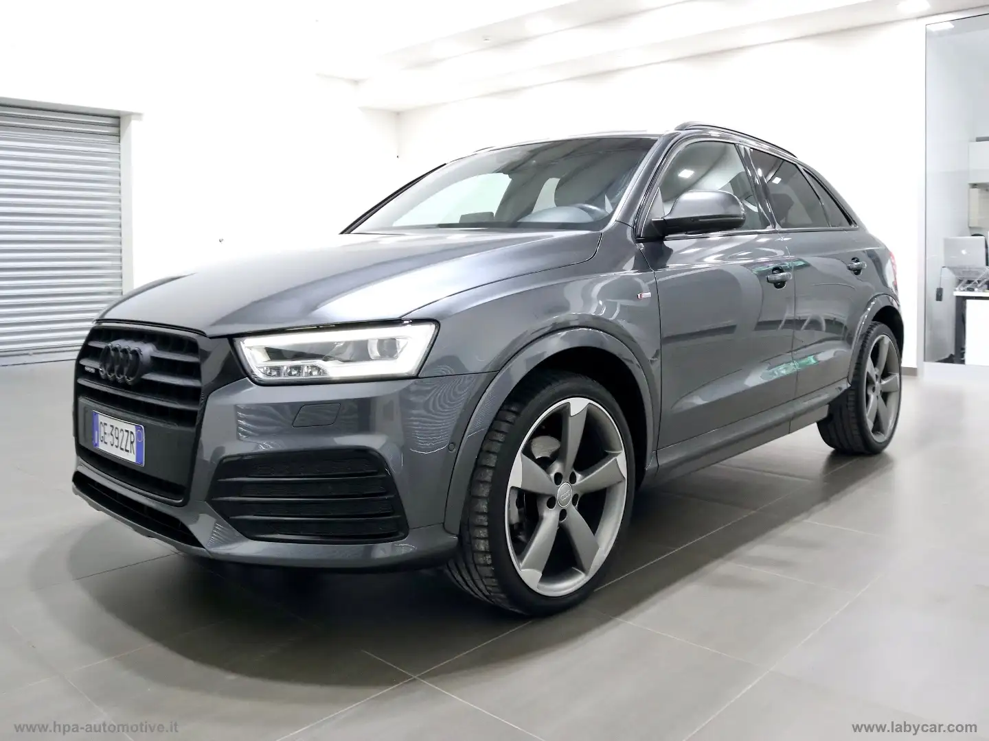 Audi Q3 2.0TDI 150 S-tronic S-LINE NAVI FULL LED PELLE Grau - 1