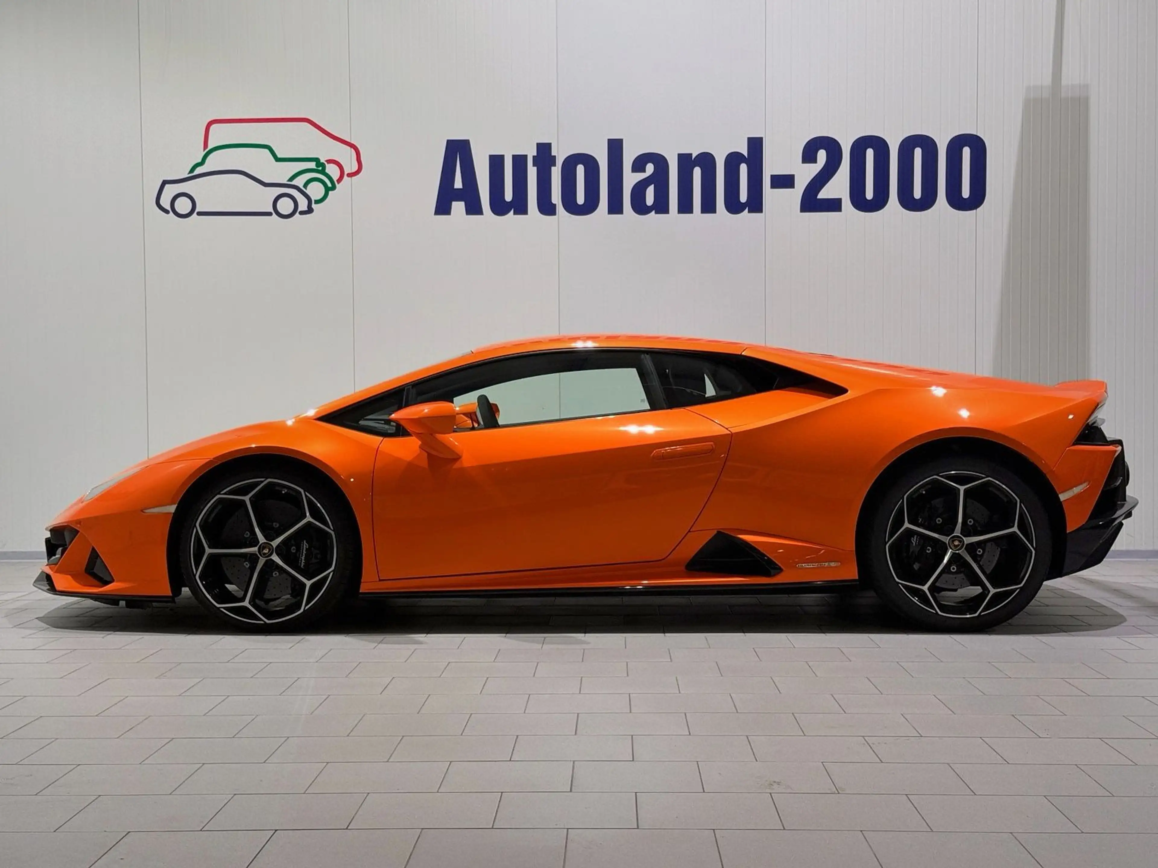 Lamborghini Huracán EVO AWD Sensonum-PPF-LamboGarantie-Lift — photo 6