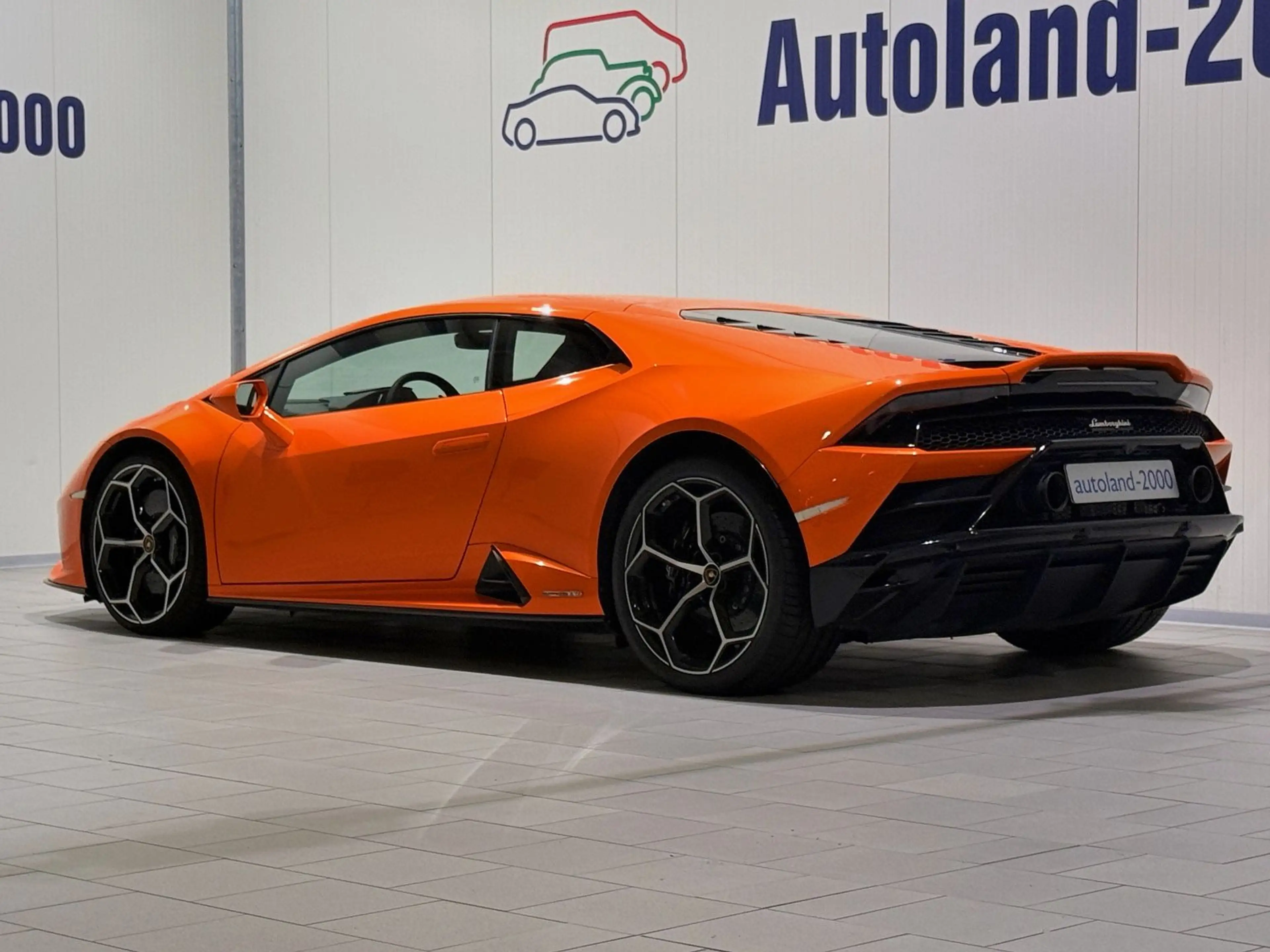 Lamborghini Huracán EVO AWD Sensonum-PPF-LamboGarantie-Lift — photo 8
