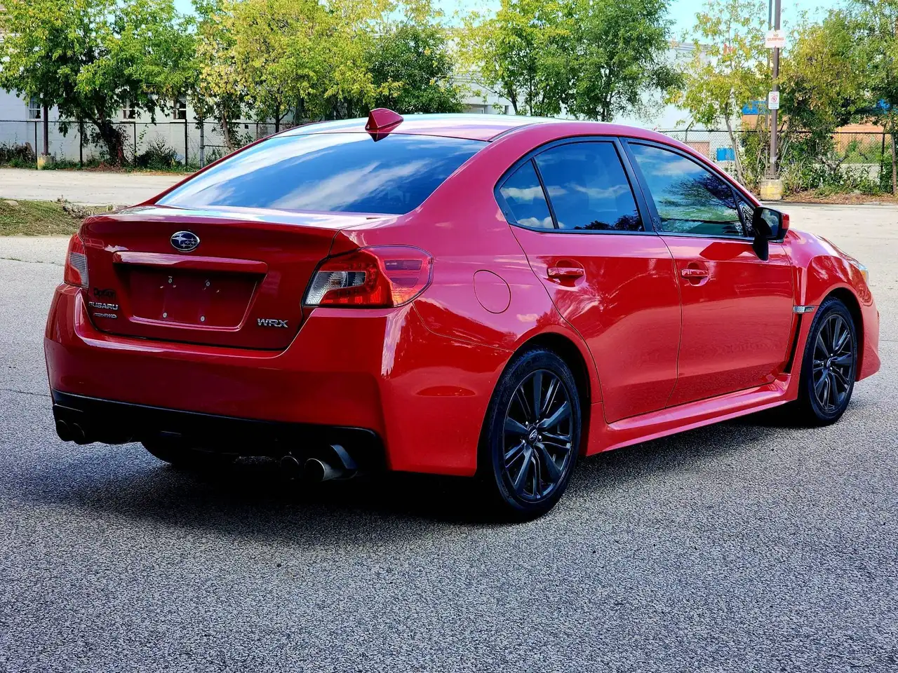 Subaru WRX снимка Subaru WRX